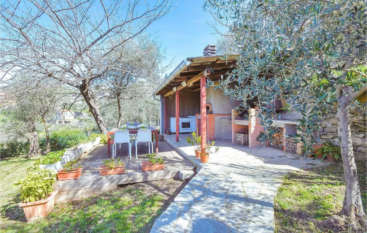 Lovely Apartment In San Bartolomeo Di Leiv