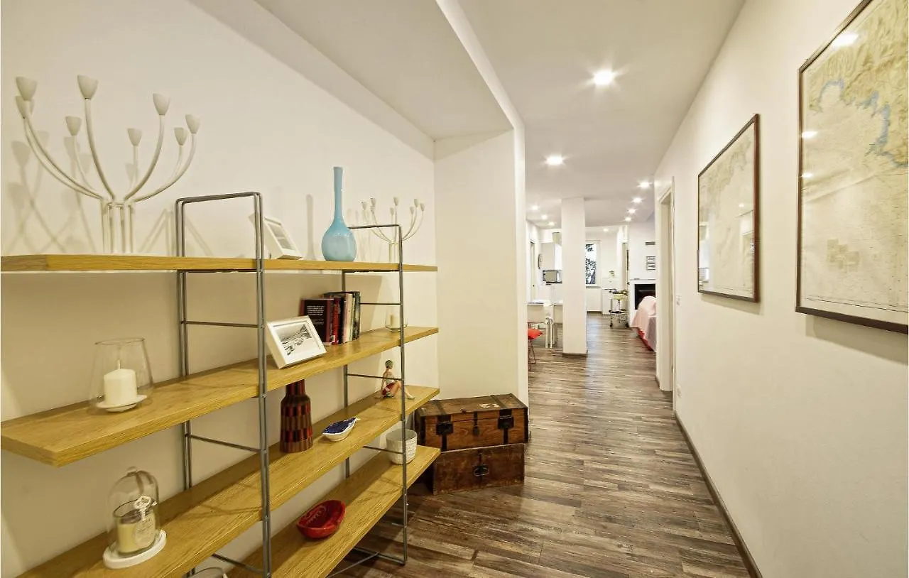 Lovely Apartment In San Bartolomeo Di Leiv